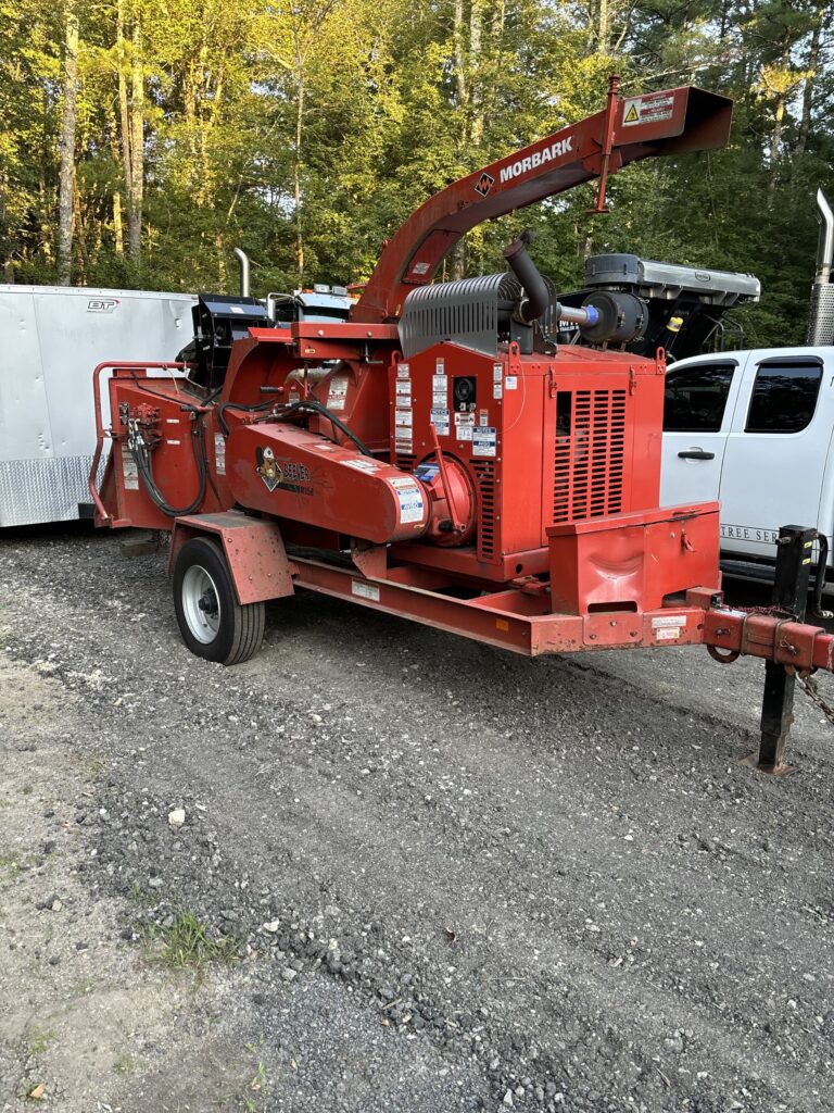 2018 Morbark M15R Chipper w/5000 LB Hydraulic Winch! 15” Capacity Self-Feeding Drum Style Chipper GAS - 165HP GM Vortec Engine with an Electronic Reversing Auto-Feed System 1640 Hours Good Machine Serviced & Maintained Price: $39,900