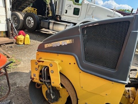 2018 Bomag BW 120SL-5 Roller Very Clean Machine 25 Horsepower Dual Roller 5500 LB Operating Weight 47 Inch Drums Ready to Work! Price: $29,900