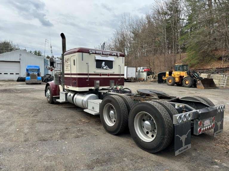 2016 Peterbilt 389 Tractor