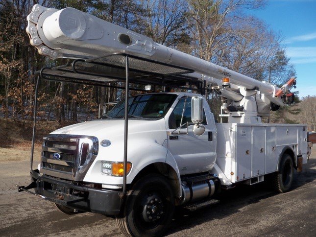 2011 Ford F750 Bucket Truck